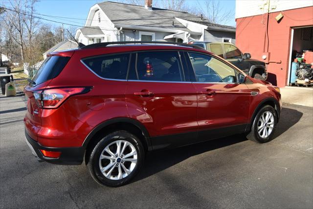 2018 ford escape se