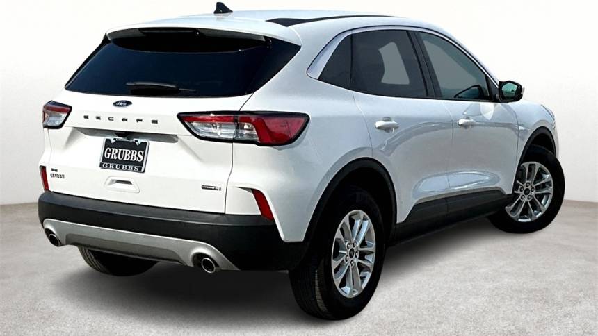 2021 ford escape hybrid se