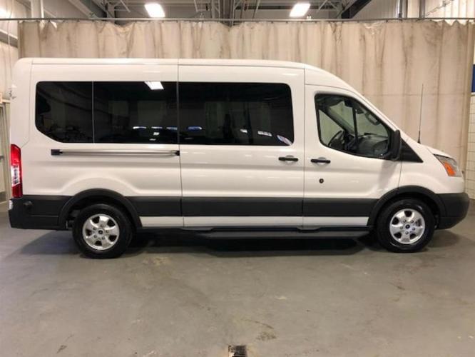 2018 ford transit passenger 350 xlt 350 xlt 3dr lwb medium roof passenger van w/sliding passenger side door for sale in westbrook, maine