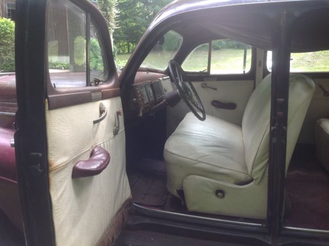 1939 sedan