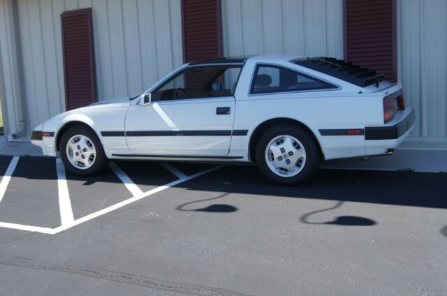 1984 nissan 300zx very lean with low miles accident free smoke free southern car
