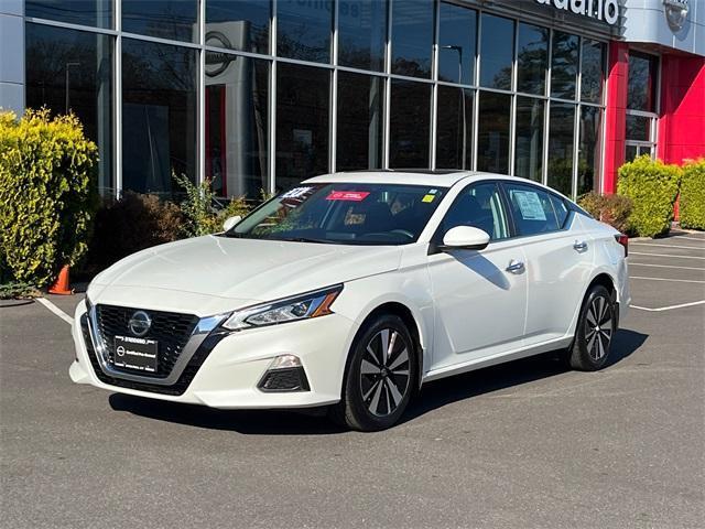 2021 nissan altima 2.5 sv