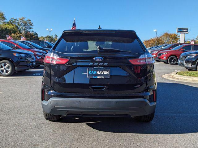 2021 ford edge se