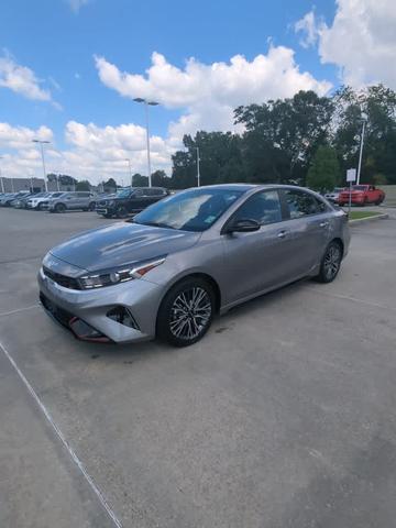 2024 kia forte gt-line