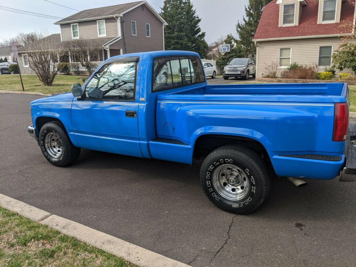 beautiful 1989 chevy silverado stepside 1500 v8 no reserve!!!