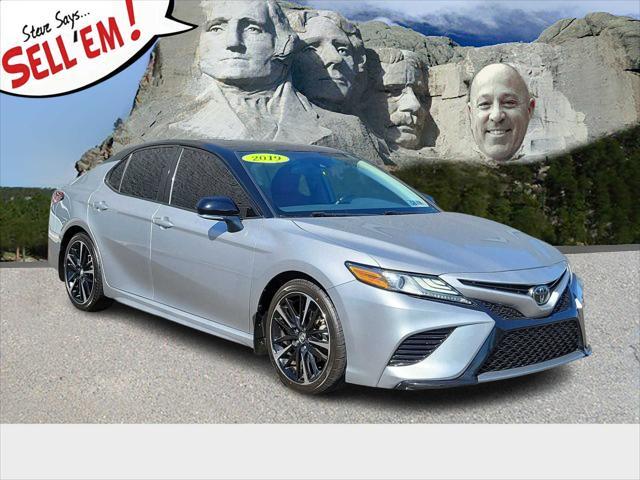 2019 toyota camry xse
