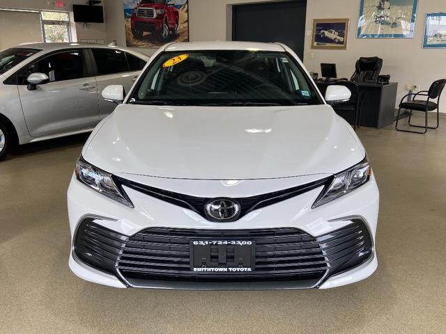 2023 toyota camry le