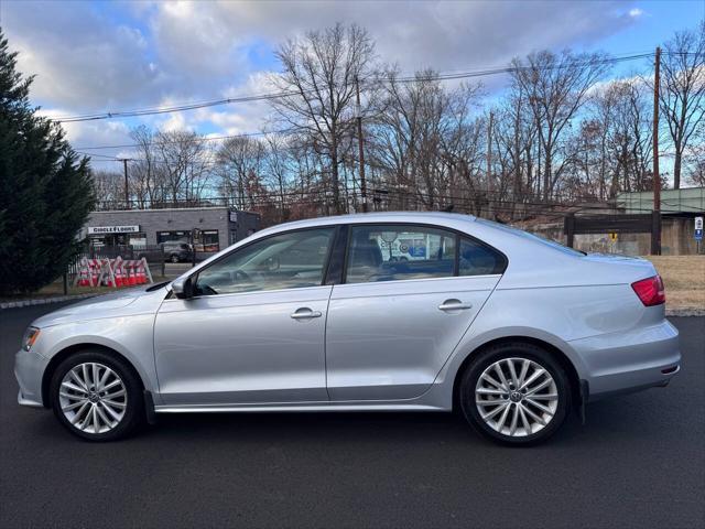2015 volkswagen jetta auto se w/connectivity/navigation