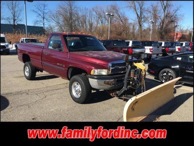 2001 dodge ram pickup 2500 slt 2dr standard cab slt 4wd lb for sale in enfield, connecticut