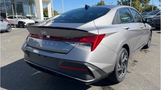 2025 Hyundai Elantra