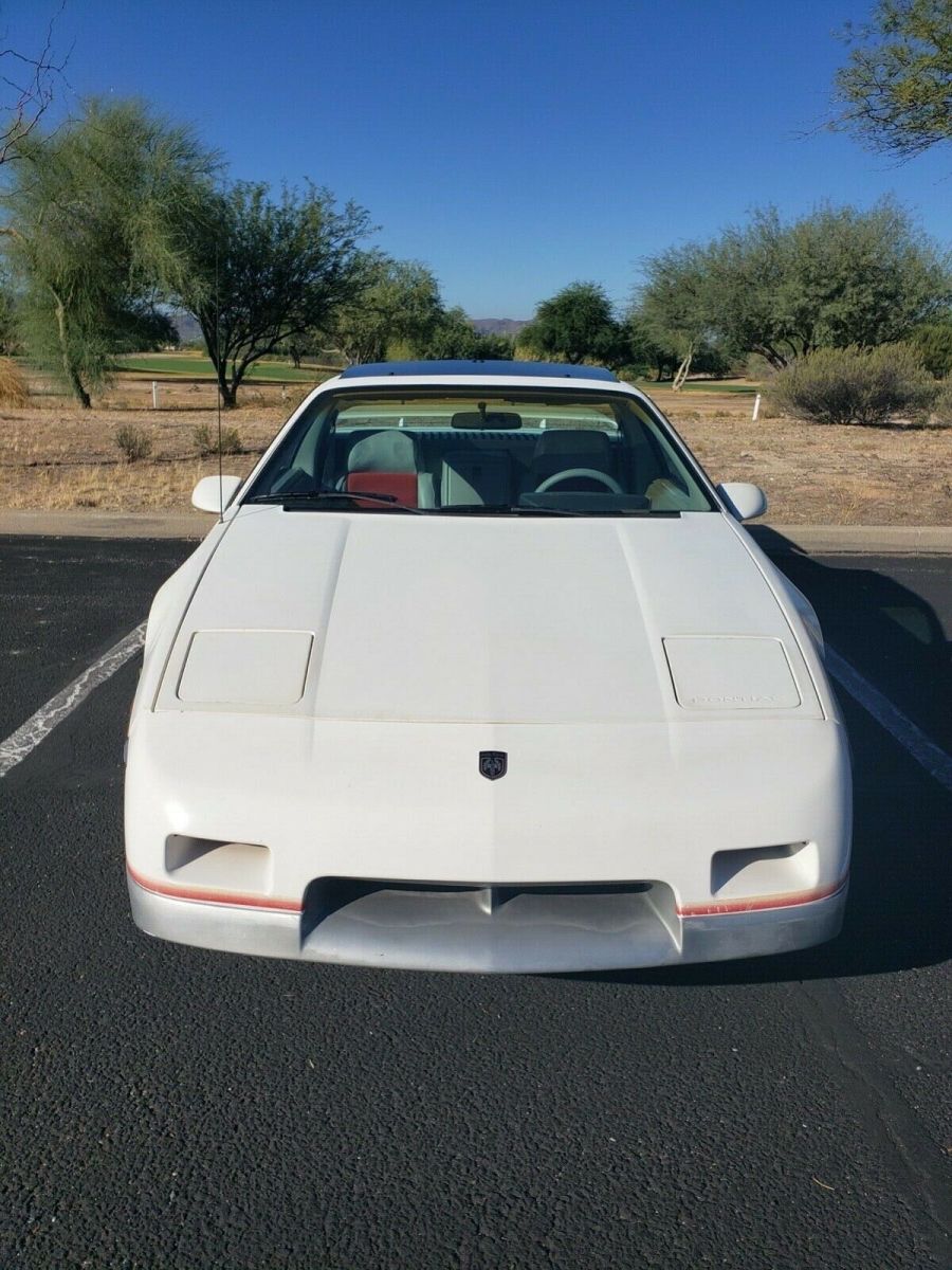 1984 pontiac fiero indy pace car, 67k miles, 4-speed manual