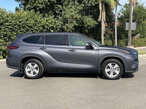 2022 toyota highlander