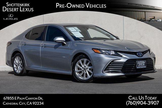 2021 toyota camry le
