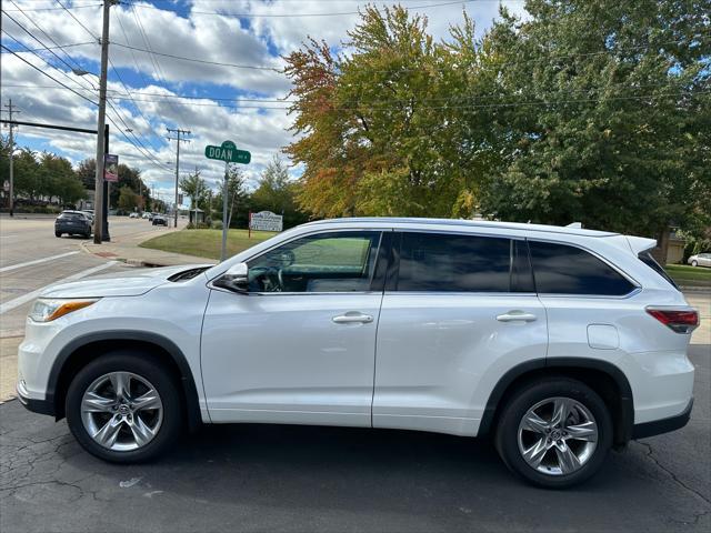 2016 toyota highlander limited
