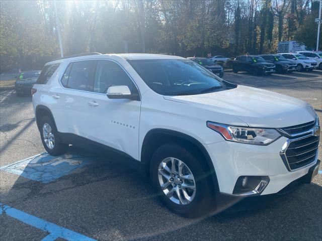 2021 chevrolet traverse lt cloth