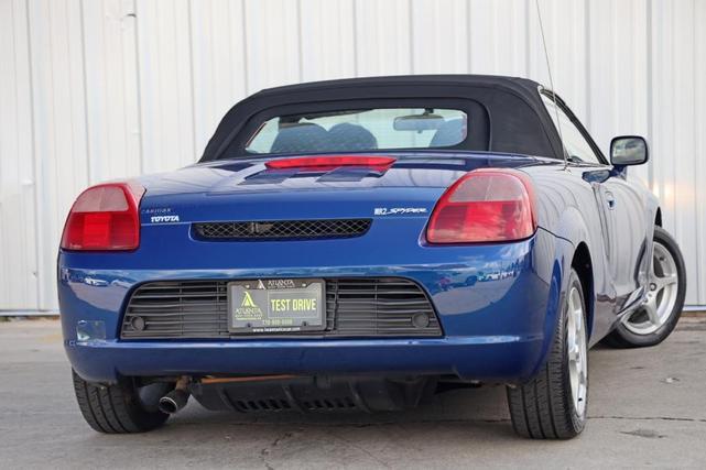 2002 toyota mr2 spyder