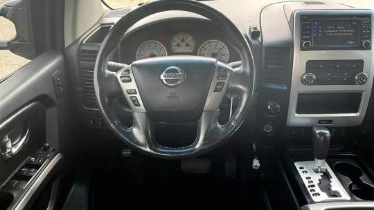 2015 Nissan Titan pro-4x