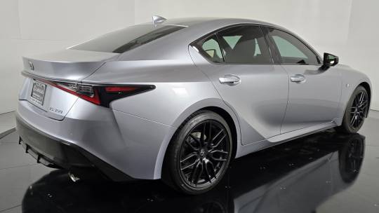 2024 Lexus IS