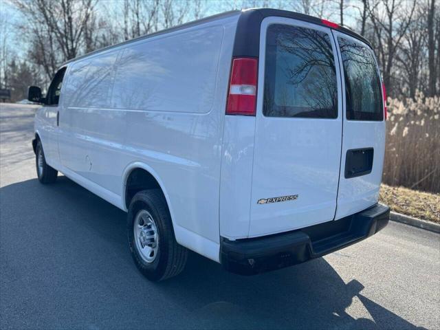 2020 chevrolet express 2500 rwd 2500 extended wheelbase wt