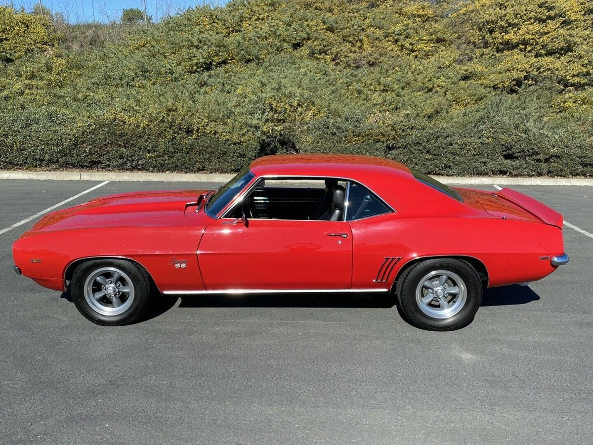 1969 chevrolet camaro 16310 miles hardtop 5-speed manual