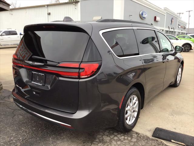 2022 chrysler pacifica touring l