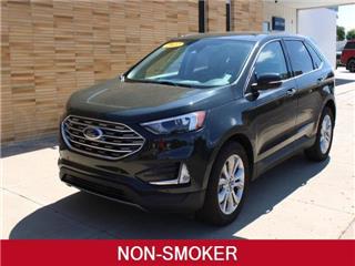 2022 Ford Edge titanium