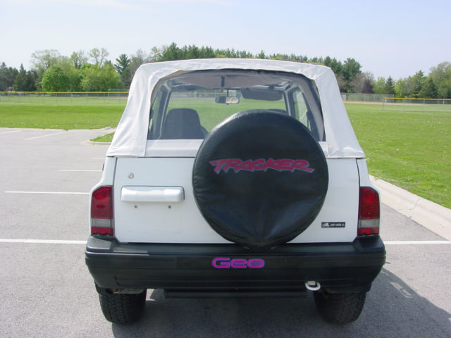 1993 geo tracker clean body sharp looking cute chevrolet mini_suv *best offer*