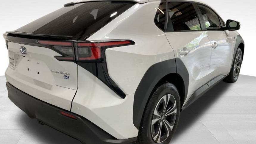 2023 subaru solterra limited