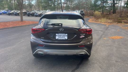 2017 Infiniti QX30