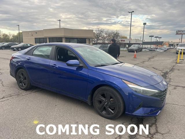 2022 hyundai elantra sel