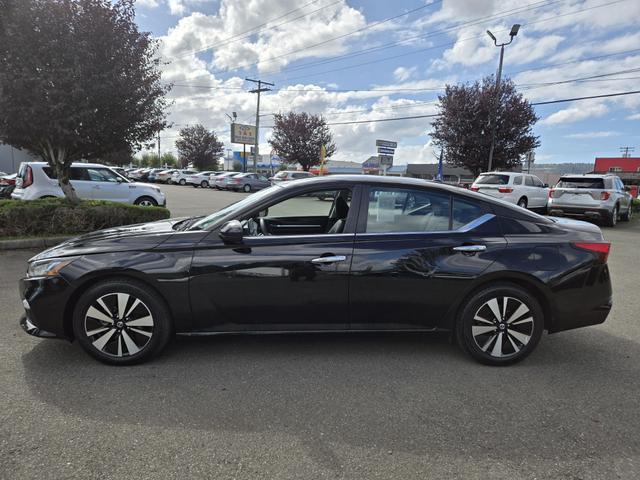 2021 nissan altima 2.5 sv