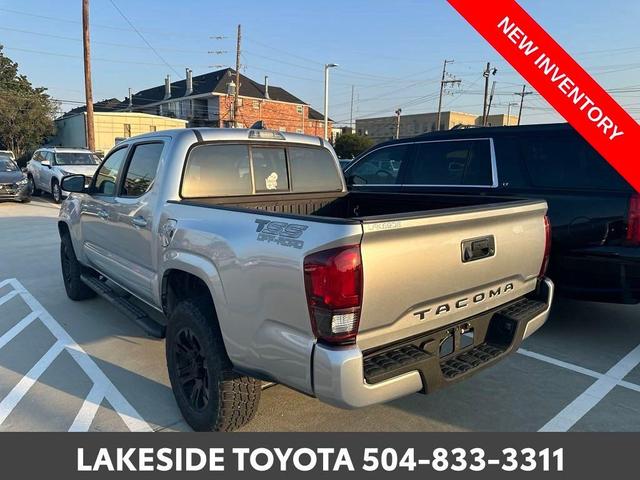 2022 toyota tacoma sr