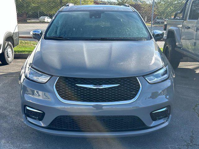 2022 chrysler pacifica limited