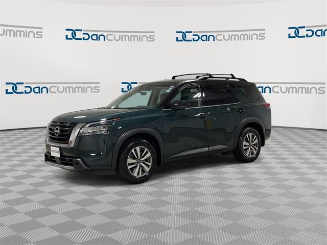2023 nissan pathfinder sl