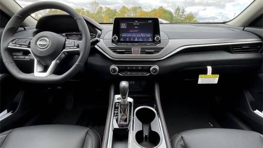 2025 Nissan Altima