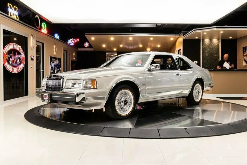 mark vii! only 9,067 original miles, 5.0l v8, automatic, bill blass edition