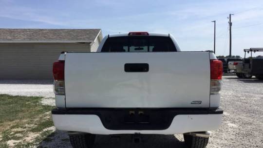 2010 toyota tundra grade