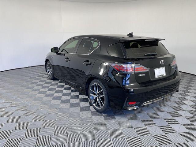 2016 lexus ct 200h base