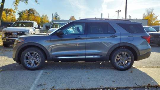 2025 Ford Explorer