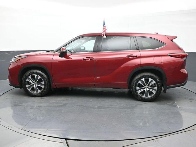 2021 toyota highlander xle