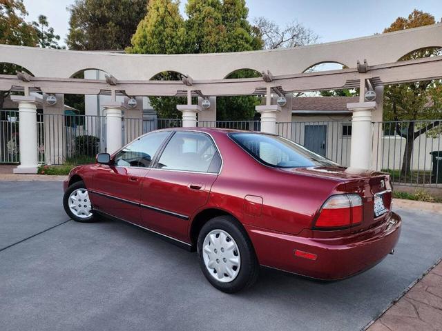 1996 honda accord lx