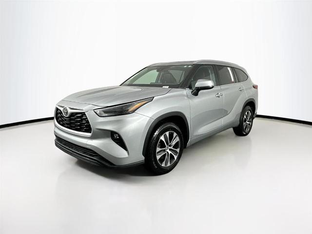 2023 toyota highlander xle