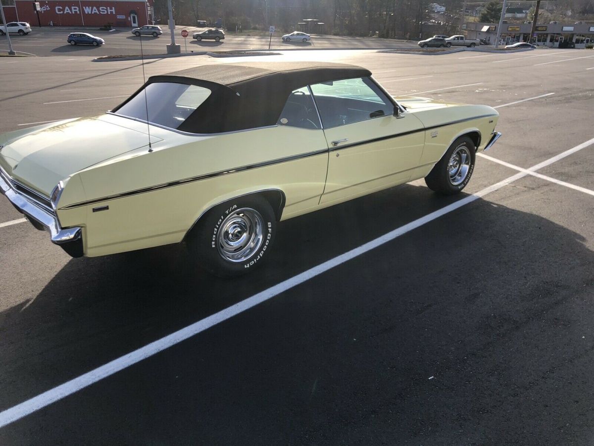 1969 chevrolet chevelle convertible yellow rwd automatic