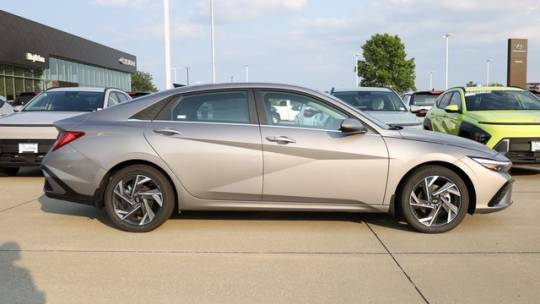 2024 Hyundai Elantra
