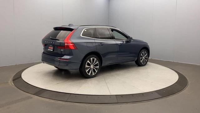2022 volvo xc60 b5 momentum