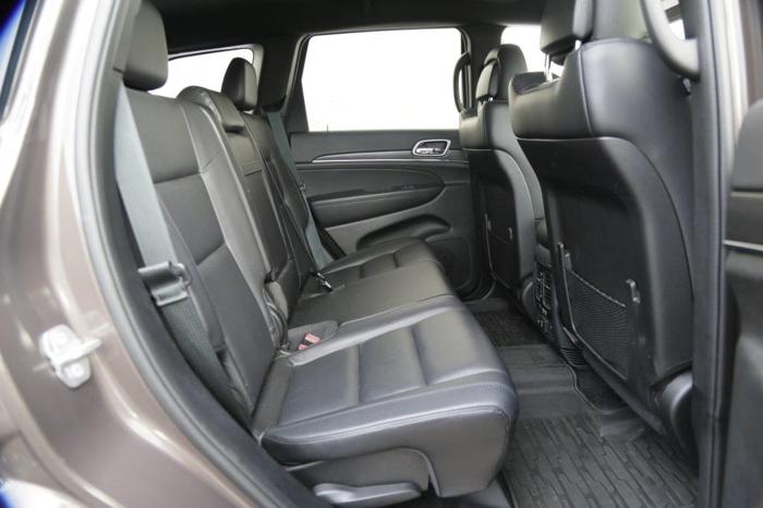 2018 jeep grand cherokee sterling edition 4x4 sterling edition 4dr suv for sale in charbonneau, oregon