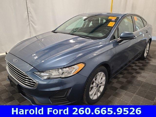 2019 ford fusion se