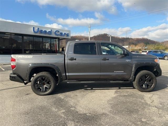 2014 toyota tundra sr5