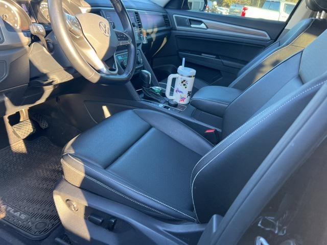 2021 volkswagen atlas 3.6l se w/technology