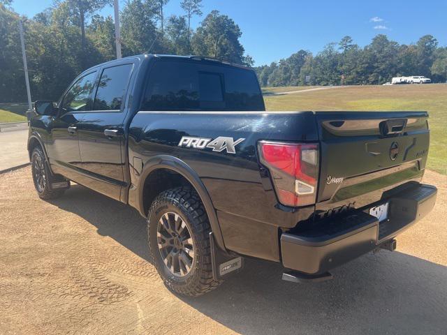 2021 nissan titan pro-4x